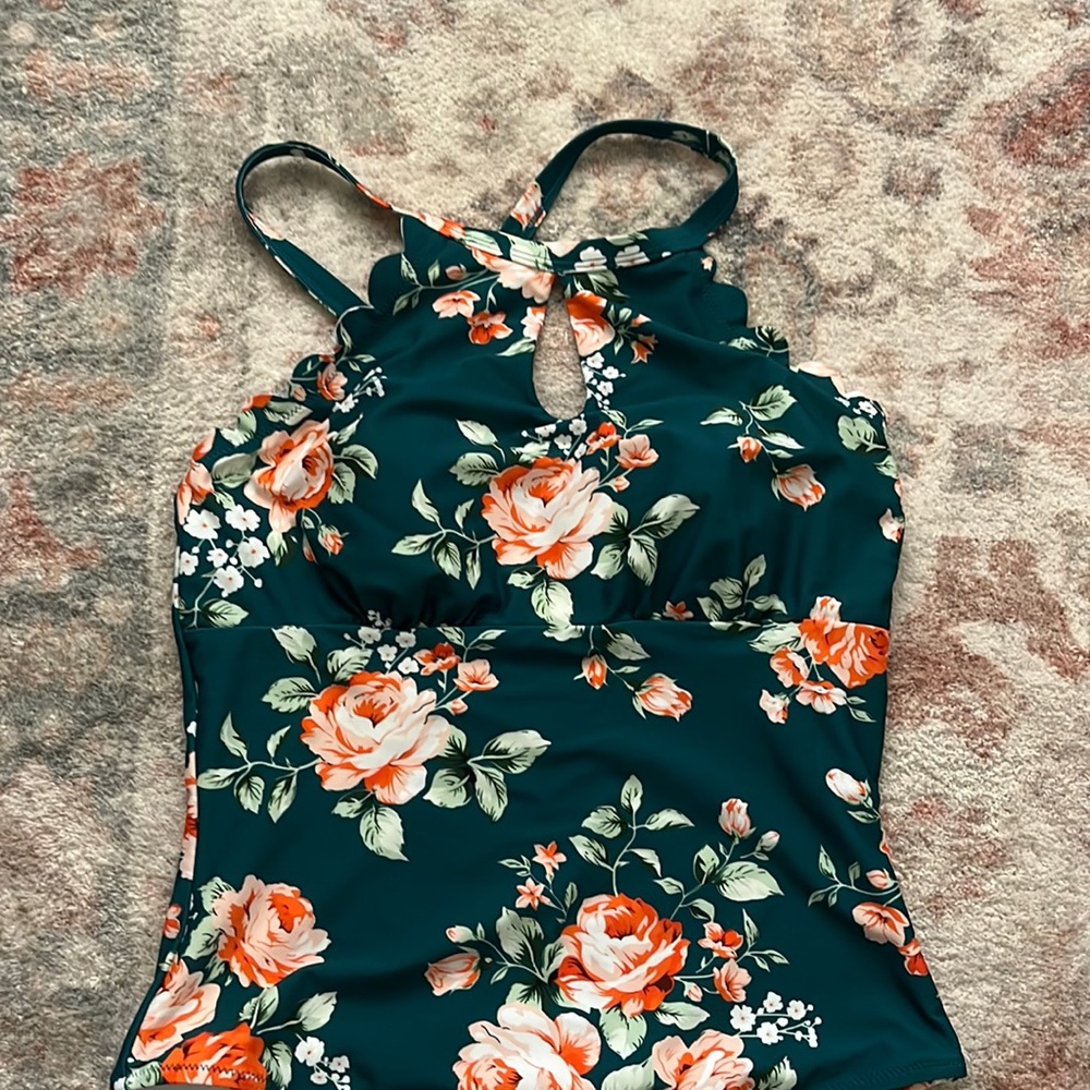 Cute one piece bathing suit new with tags